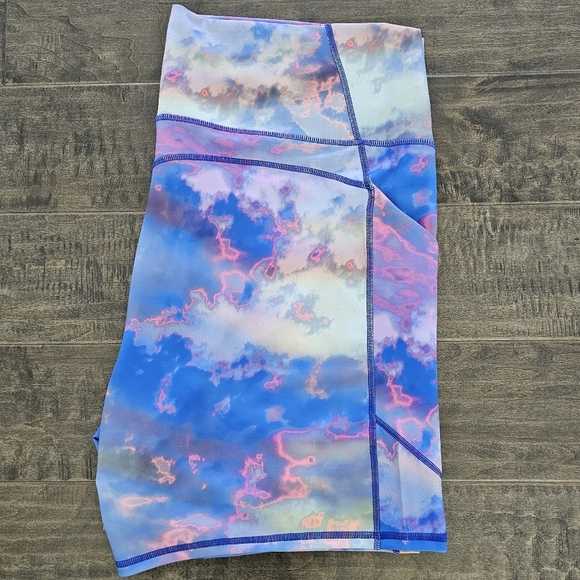 Brand New Fabletics Oasis High-Waisted 6" Short sz 3x - Picture 3 of 5